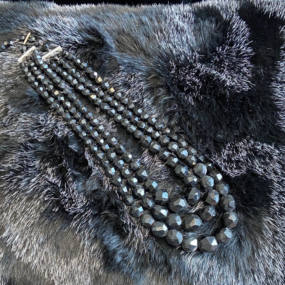 Vintage Elegant Black Beaded Necklace